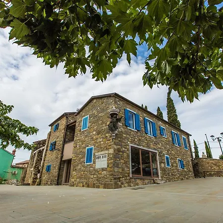 Apartmaji Santomas Koper