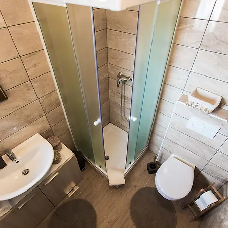 Apartmaji Santomas