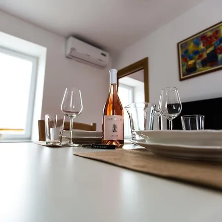 Apartmaji Santomas
